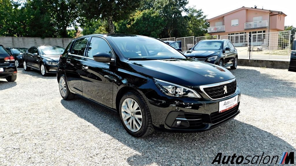 Peugeot 308 2018 Crni DSCN4370