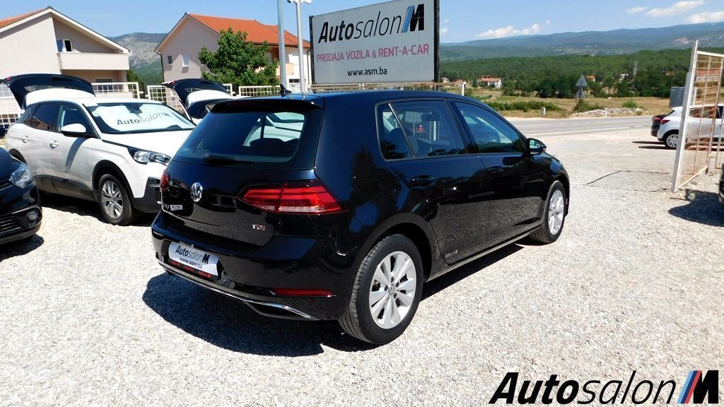 Volkswagen Golf Limuzina DSCN8056