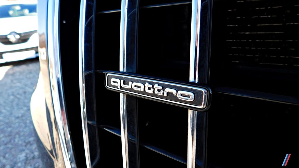 Audi Q5 3.0 TDI Quattrodscn5880