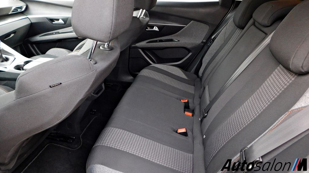 Peugeot 3008 1.6 BLUEHDI 2017 Bijela Perla 143000Km DSCN5063