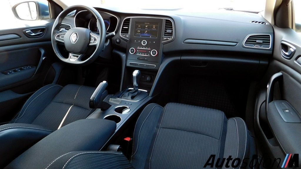 Renault Megane 2018 Karavan Plavidscn7500