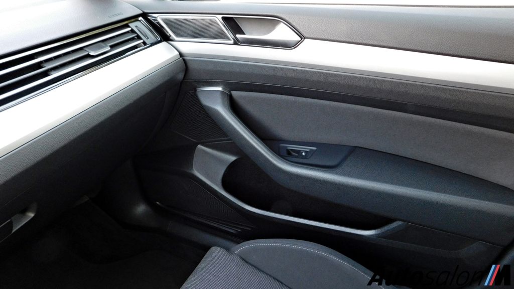 Volkswagen Passat 2.0 Tdi Dsg 2018 Srebrena Karavan DSCN4989