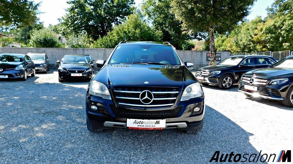 Mercedes ML 320 CDI Night Paket Full Facelift DSCN4579
