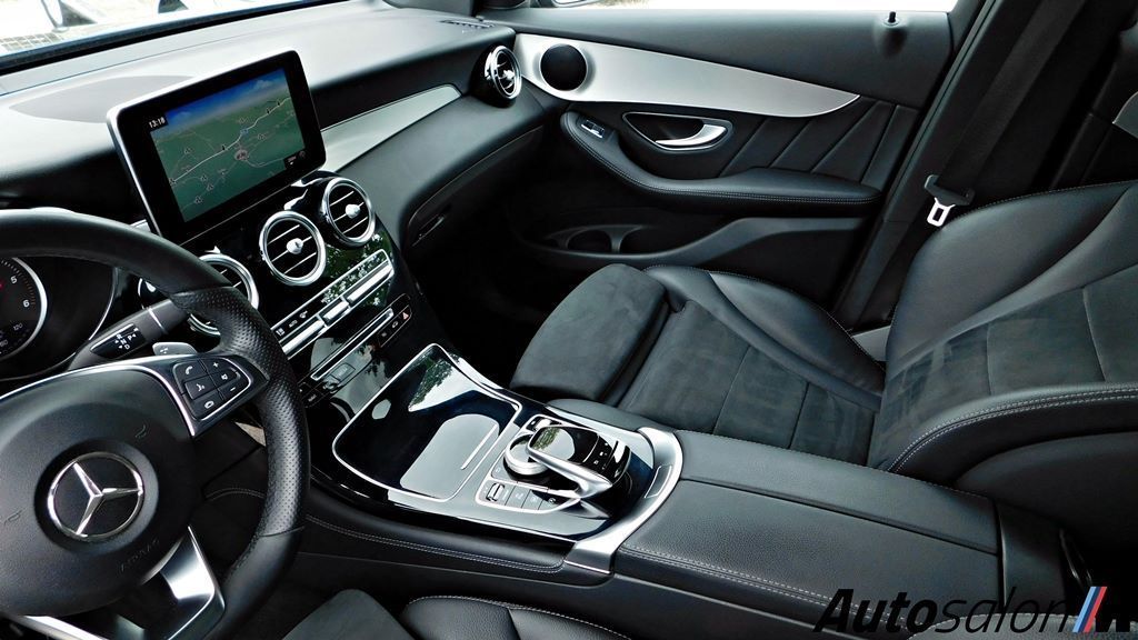 Mercedes GLC AMG Line 2017 Crna 74