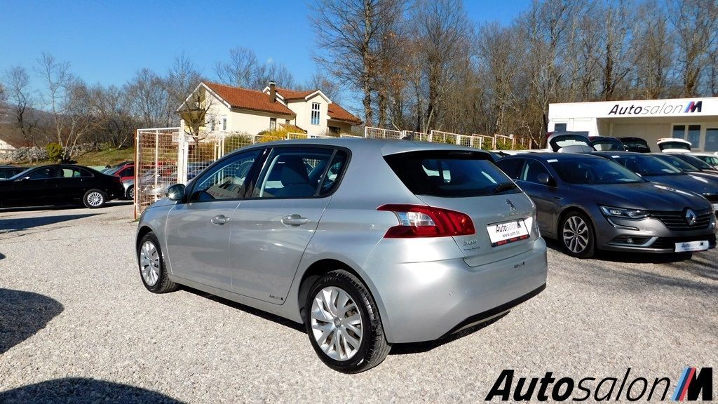 Peugeot 308 1.6 Bluehdi 2016.G Srebrena 136000 DSCN7314