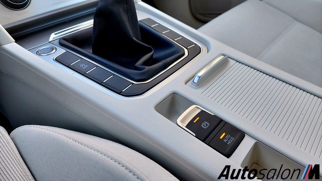Volkswagen Passat 2.0 TDI 150Ks 2018. Novi Model Crna Šaltung 20220405 134616