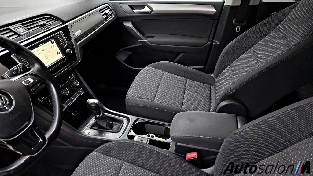 18 Volkswagen Touran 2.0 TDI DSG 2017 7 Sjedišta20211022 155757