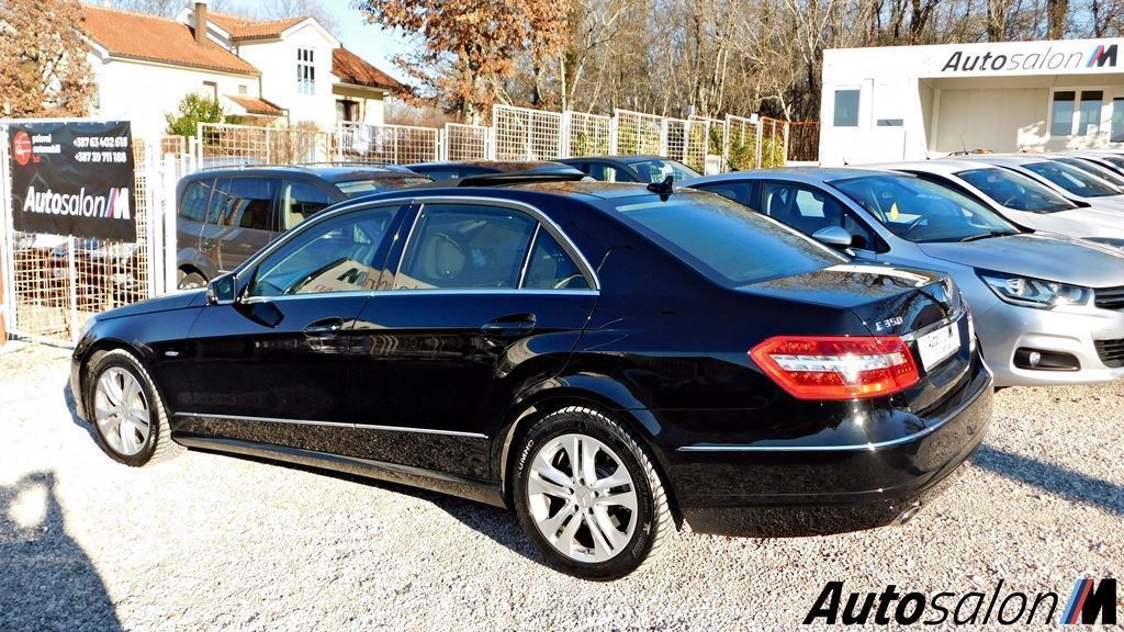 Mercedes E350 4Matic DSCN9175