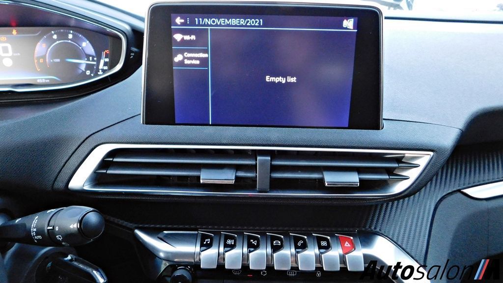 Peugeot 3008 Bluehdi 2017 Crna DSCN5239 (1)