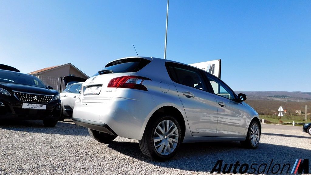Peugeot 308 1.6 Bluehdi 2016.G Srebrena 136000 DSCN7321