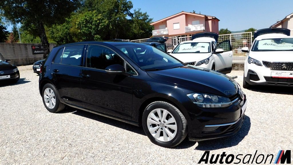 Volkswagen Golf Limuzina DSCN8058