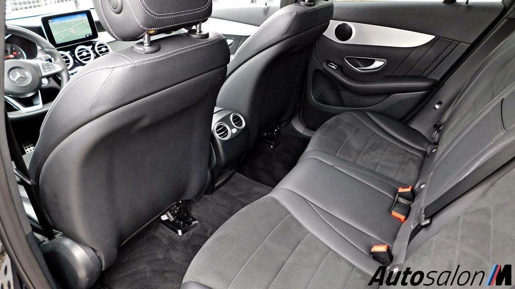 Mercedes GLC AMG Line 2017 Crna 90