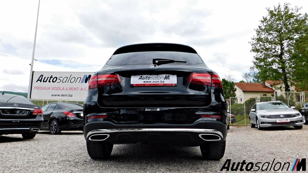 Mercedes GLC AMG Line 2017 Crna 29