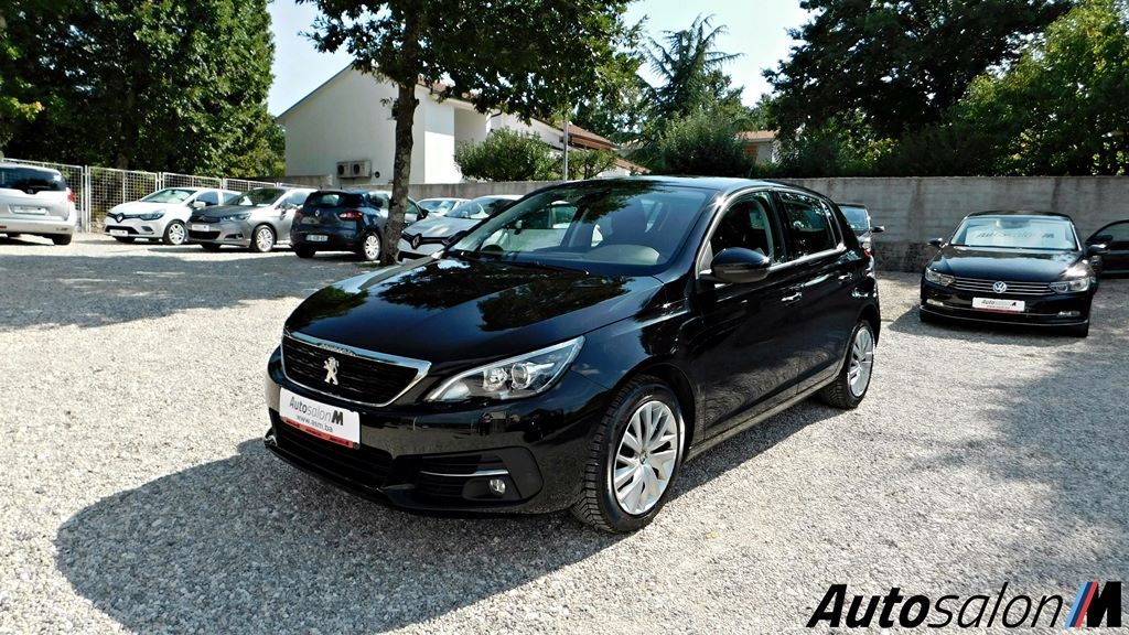Peugeot 308 2018 Crni DSCN4362