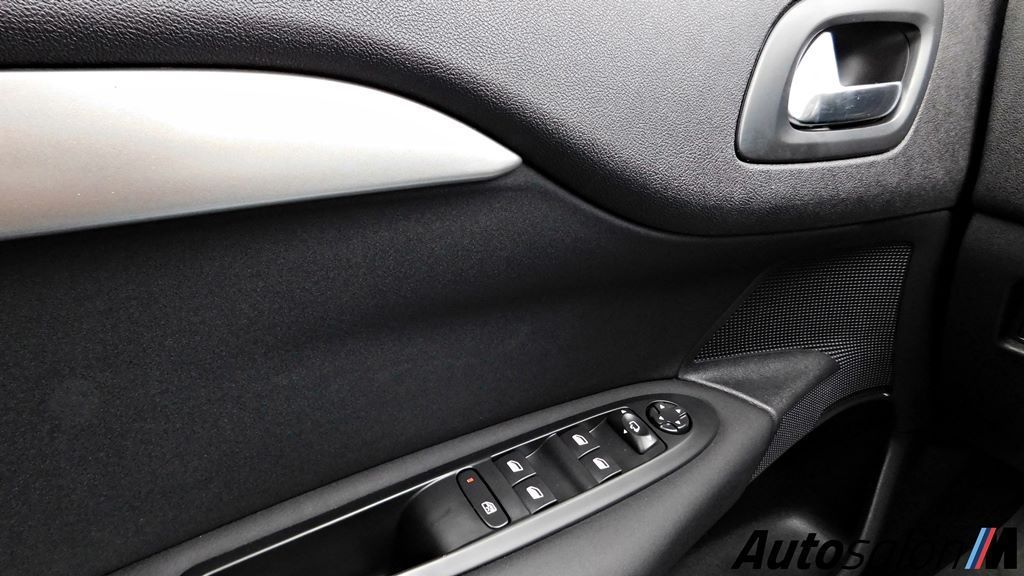 Citroen C4 1.6 Bluehdi Business 2017 Facelift DSCN3861