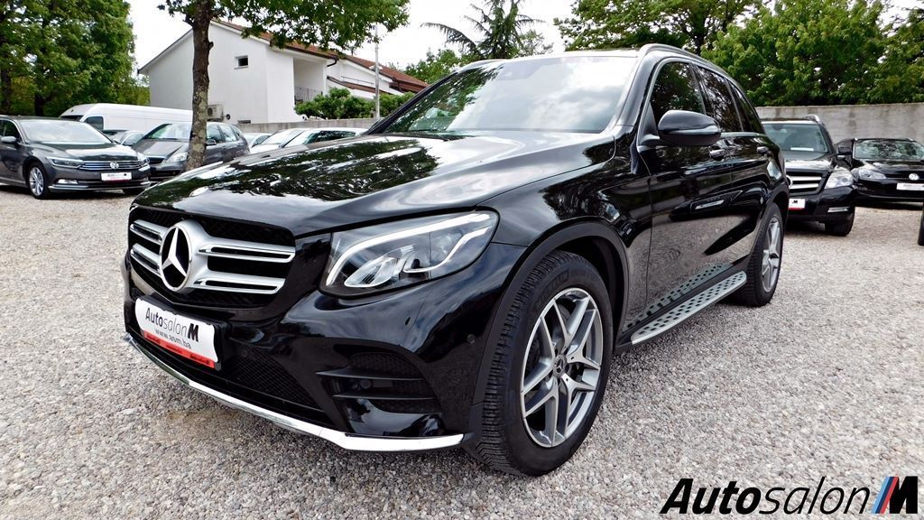 Mercedes GLC AMG Line 2017 Crna 22