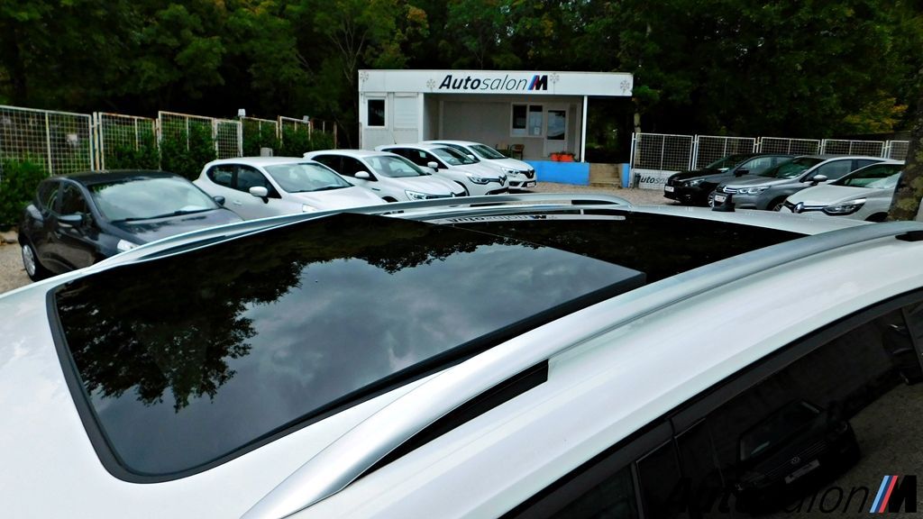 15 Volkswagen Touran 2.0 TDI DSG 2017 7 Sjedištadscn4762