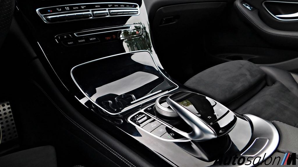 Mercedes GLC AMG Line 2017 Crna 83